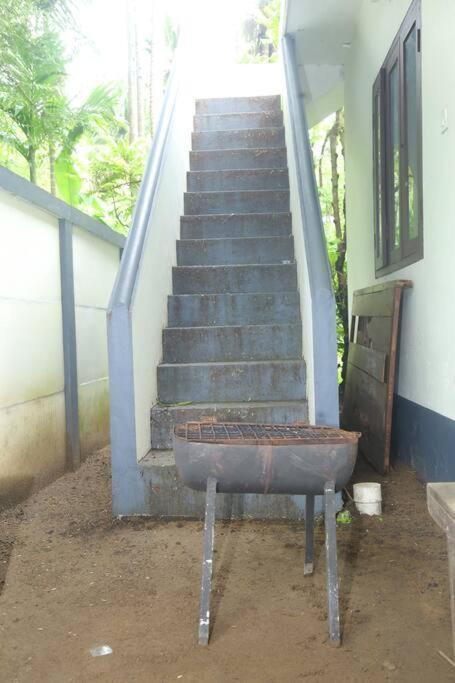 Forestay -3 Bhk Villa Kochi Pallipuram Exterior foto